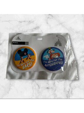 DISNEY Parks Goofy Large Two Piece Button Set NEW
